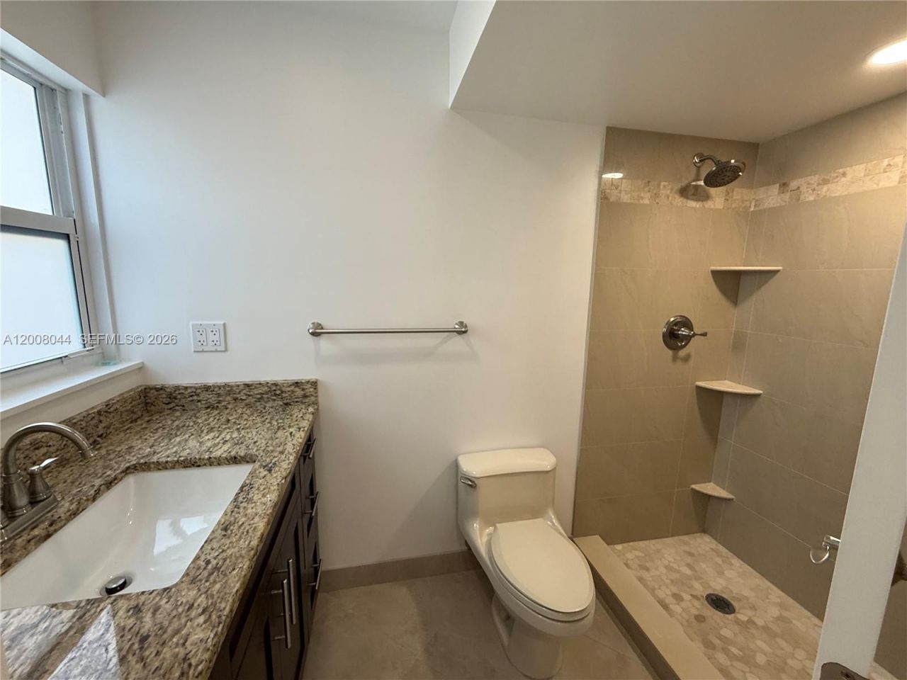 609 NE 14th Ave, Unit 108, Hallandale Beach, FL 33009 Photo