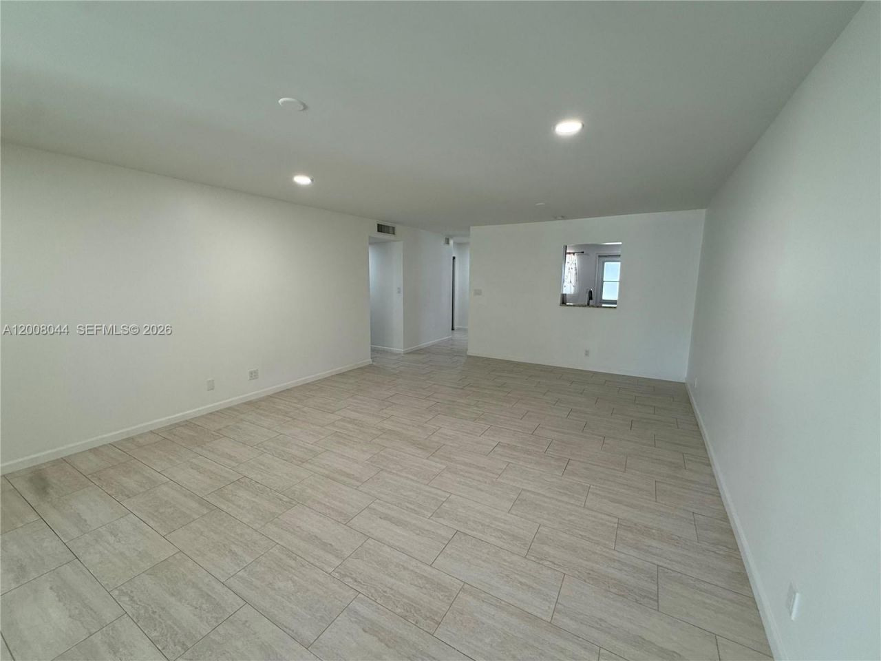 609 NE 14th Ave, Unit 108, Hallandale Beach, FL 33009 Photo