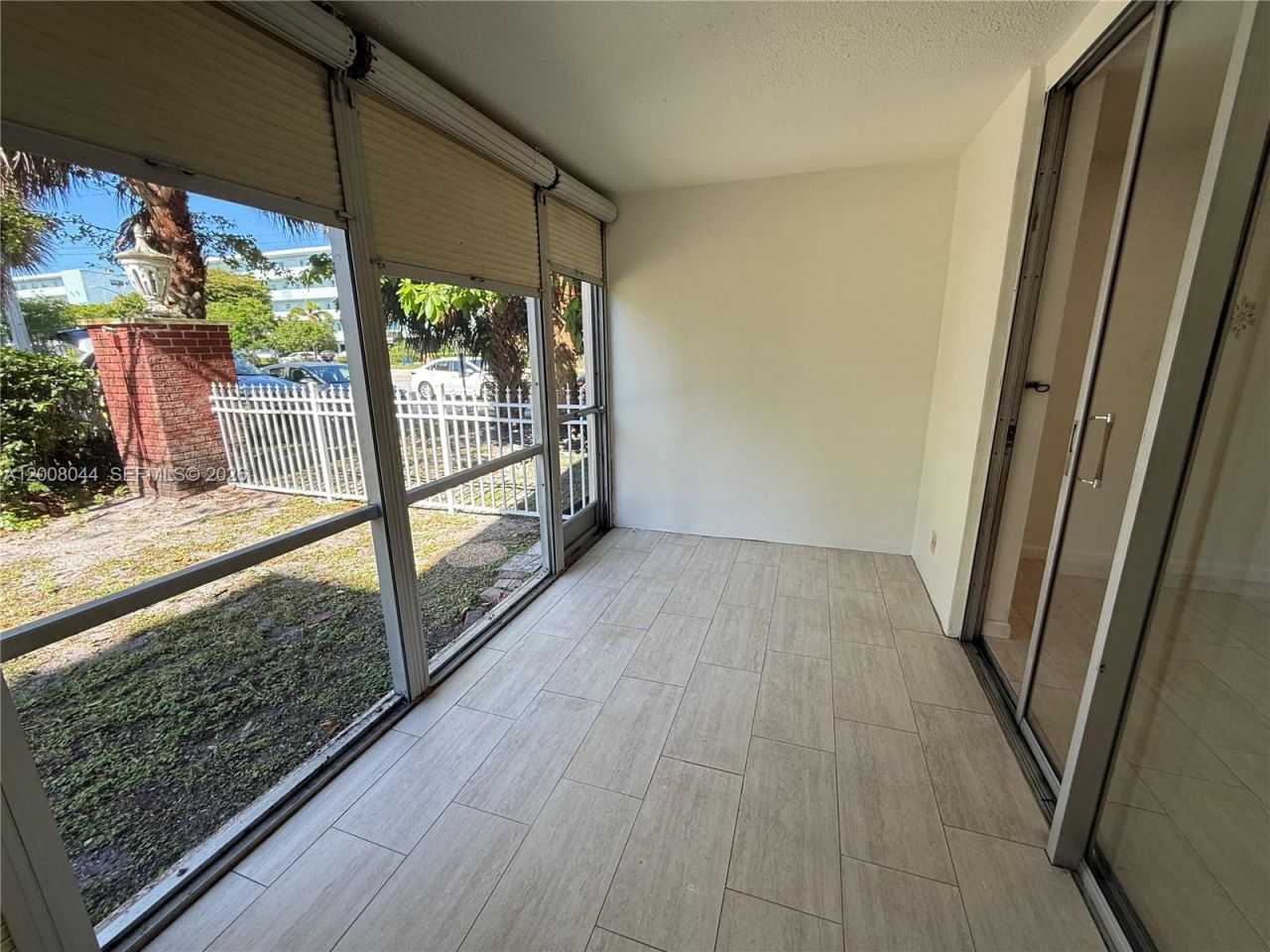609 NE 14th Ave, Unit 108, Hallandale Beach, FL 33009 Photo