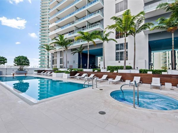 1300 Brickell Bay Dr , Unit 807, Miami, FL 33131