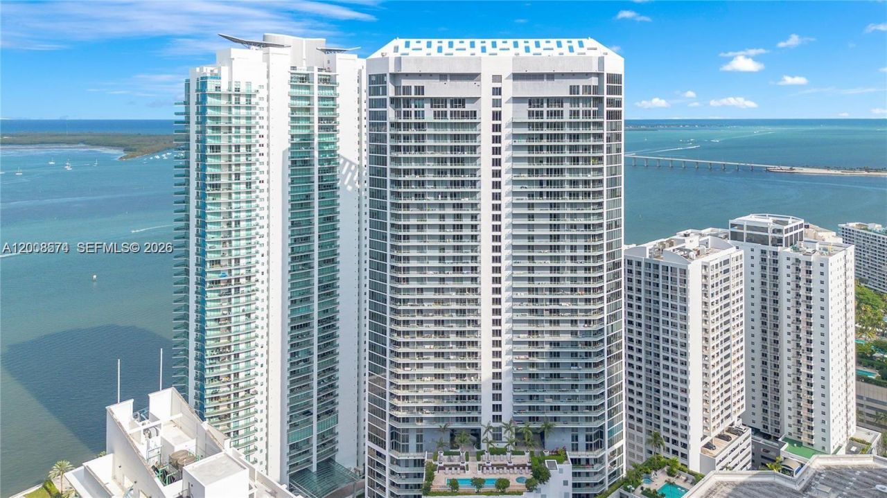 1300 Brickell Bay Dr, Unit 807, Miami, FL 33131 Photo