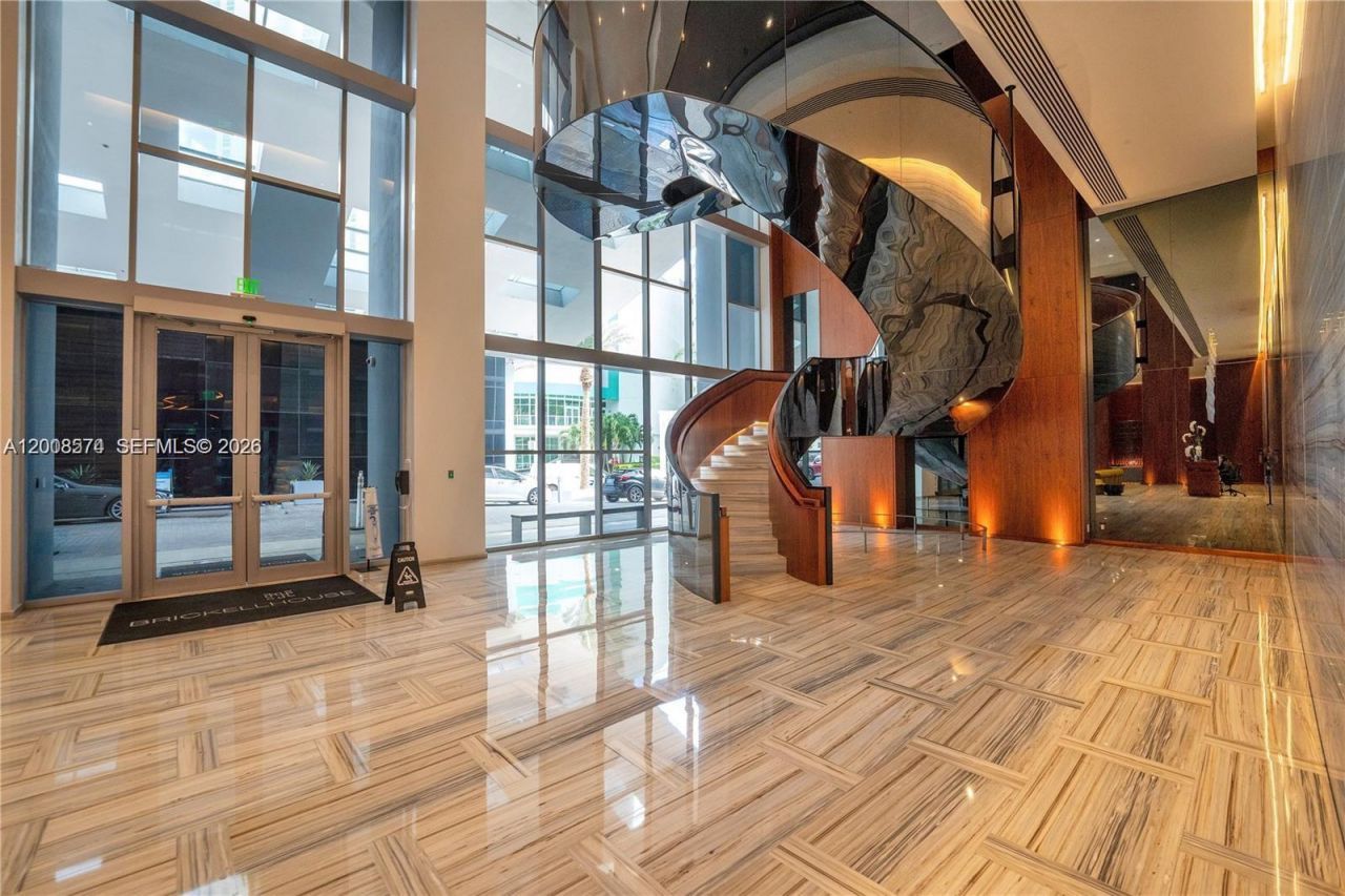 1300 Brickell Bay Dr, Unit 807, Miami, FL 33131 Photo