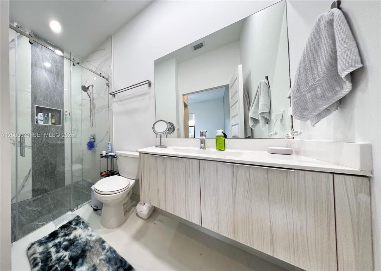 7825 NW 104th Ave, Unit 3, Doral, FL 33178 Photo