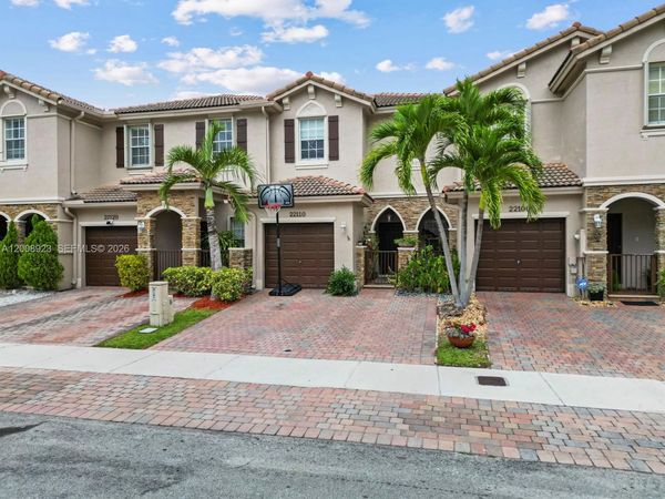 22110 SW 93rd Pl , Cutler Bay, FL 33190
