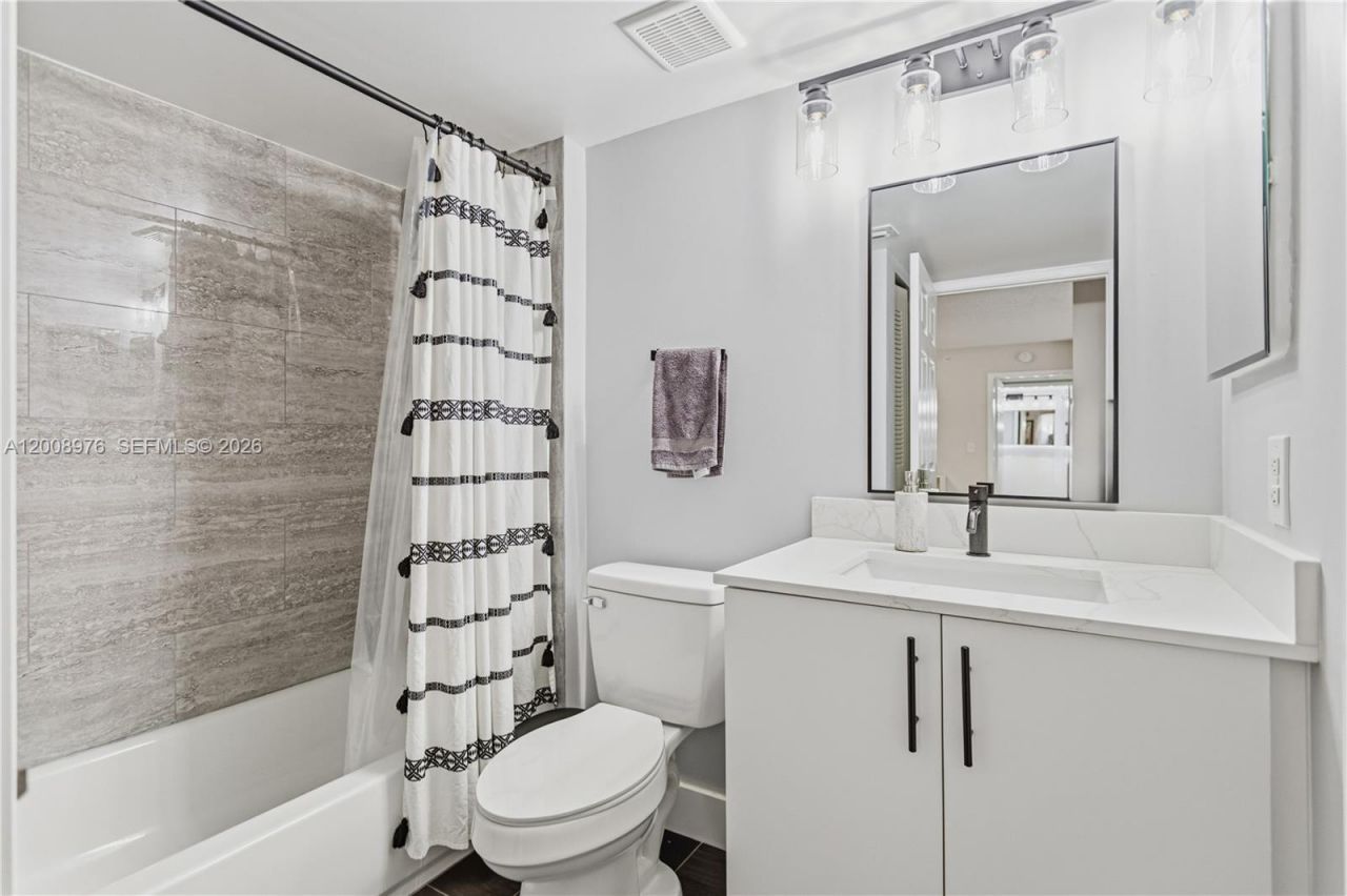 2640 S University Dr , Unit 111, Davie, FL 33328 Photo