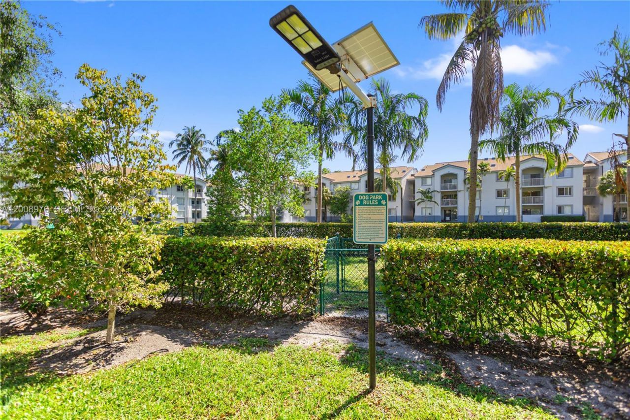2640 S University Dr , Unit 111, Davie, FL 33328 Photo