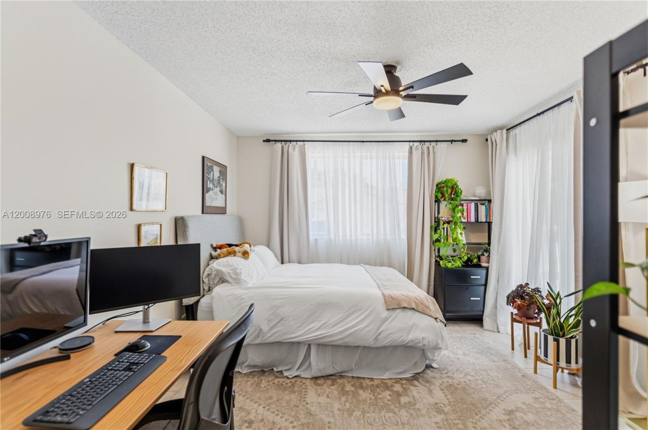 2640 S University Dr , Unit 111, Davie, FL 33328 Photo