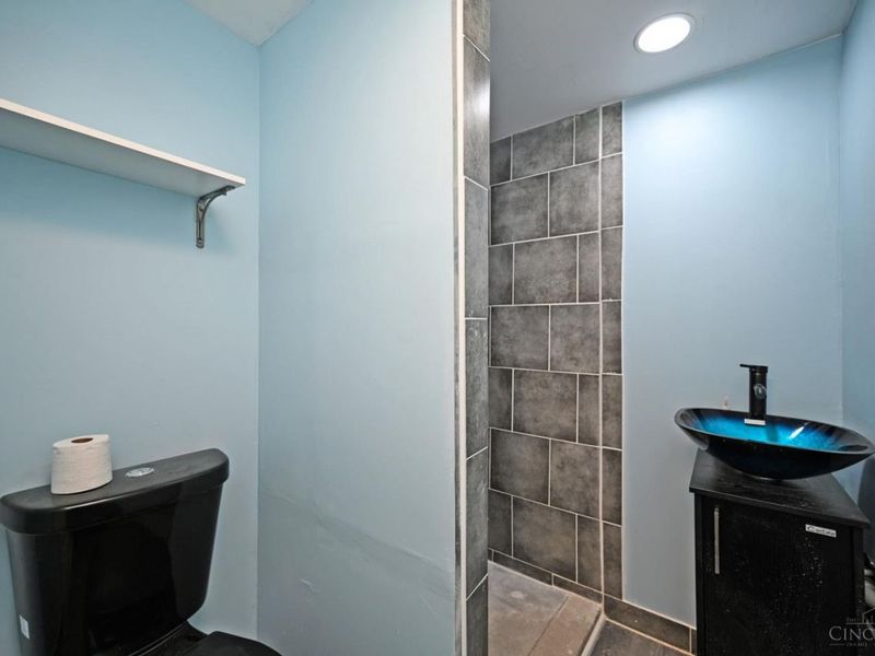 3305 Queen City Avenue, Cincinnati, OH 45238 Photo 44