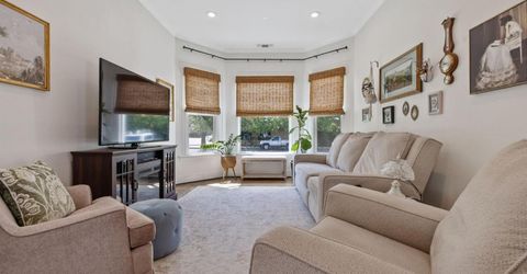 124 W Florinda St, Hanford, CA 93230 Photo