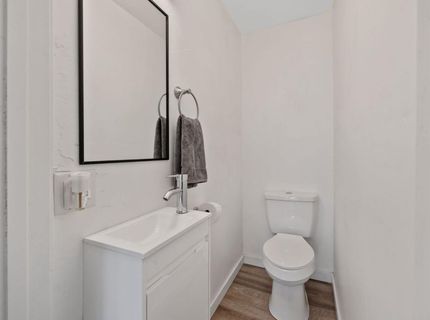 124 W Florinda St, Hanford, CA 93230 Photo