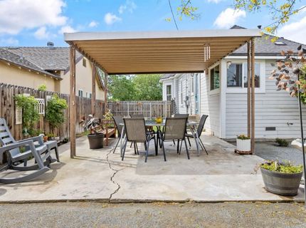 124 W Florinda St, Hanford, CA 93230 Photo