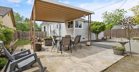 124 W Florinda St, Hanford, CA 93230 Photo