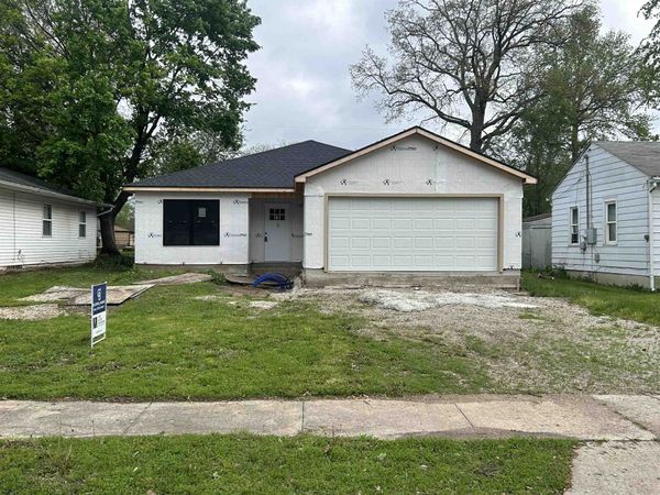 2808 Witchwood Drive, Fort Wayne, IN 46809
