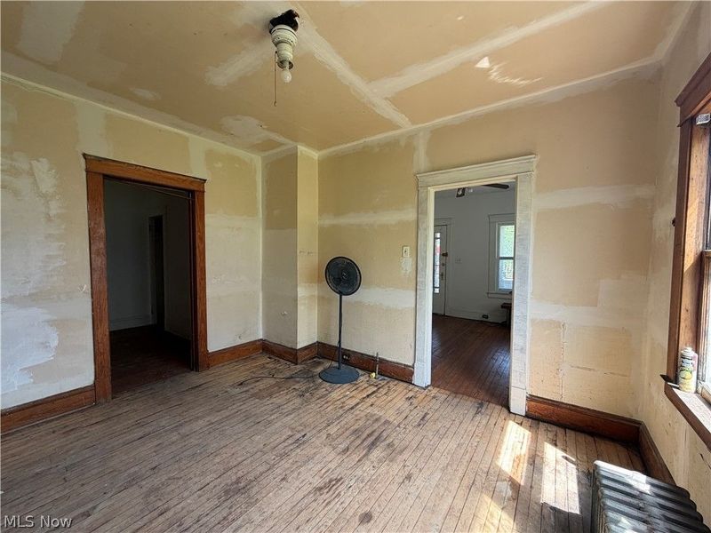 716 E 160th Street, Cleveland, OH 44110 Photo 12