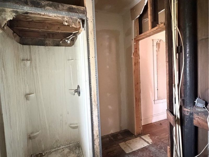 716 E 160th Street, Cleveland, OH 44110 Photo 15