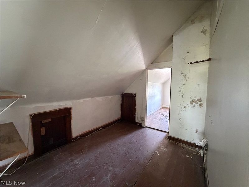 716 E 160th Street, Cleveland, OH 44110 Photo 27