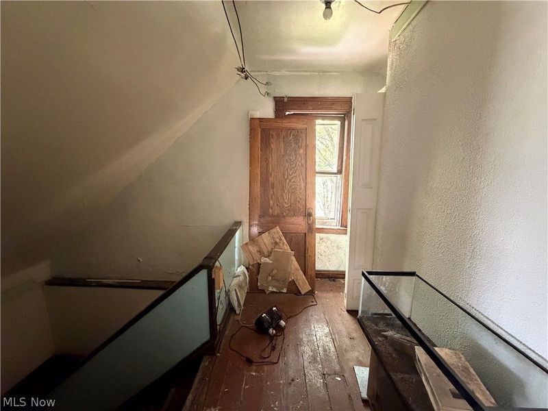 716 E 160th Street, Cleveland, OH 44110 Photo 28