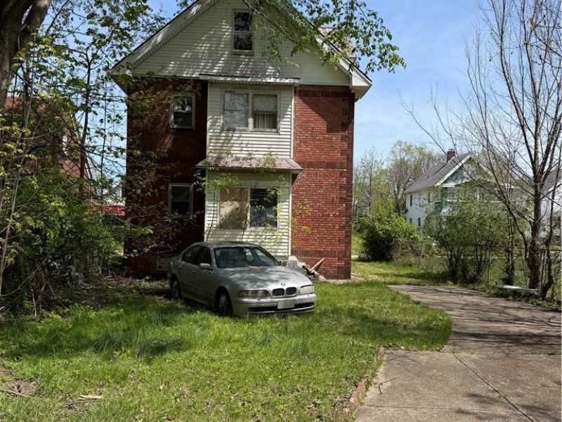 716 E 160th Street, Cleveland, OH 44110 Photo 3