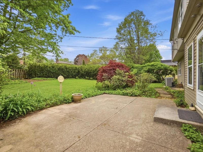 6011 Sedgwick Road, Columbus, OH 43235 Photo 48