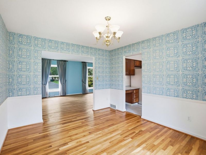 6011 Sedgwick Road, Columbus, OH 43235 Photo 8