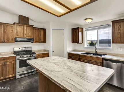 350 Westbrook Lane, Reno, NV 89506 Photo