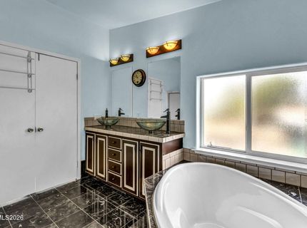 350 Westbrook Lane, Reno, NV 89506 Photo