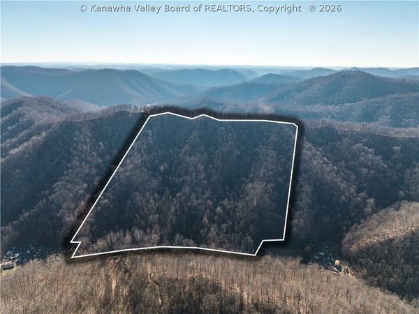 981 Powell Branch Road, Danville, WV 25053