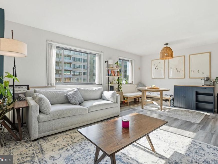 1200 S Arlington Ridge Road, Unit 614, Arlington, VA 22202 Main Photo