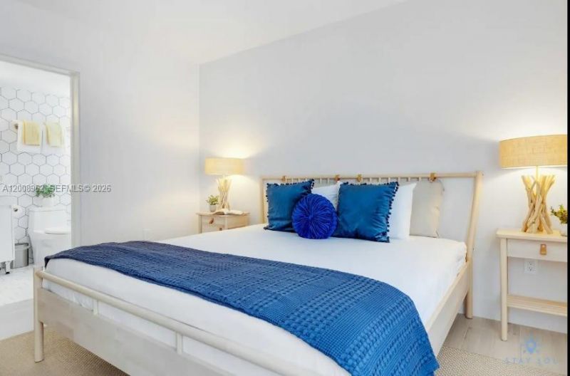 7326 Collins Ave , Unit 201, Miami Beach, FL 33141 Photo