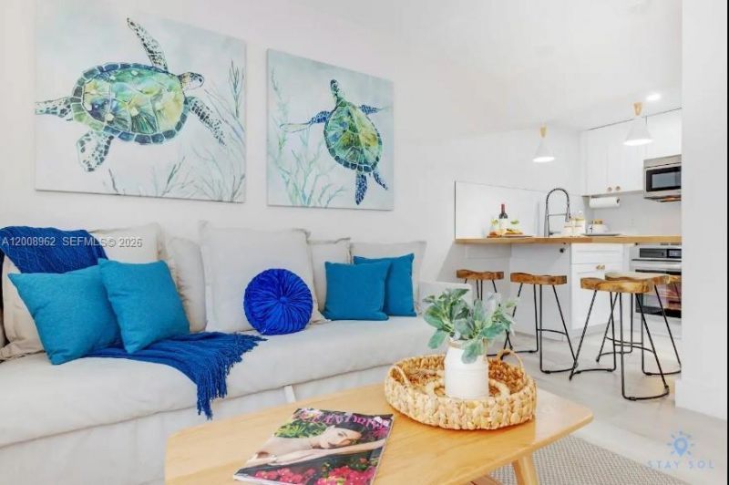 7326 Collins Ave , Unit 201, Miami Beach, FL 33141 Photo
