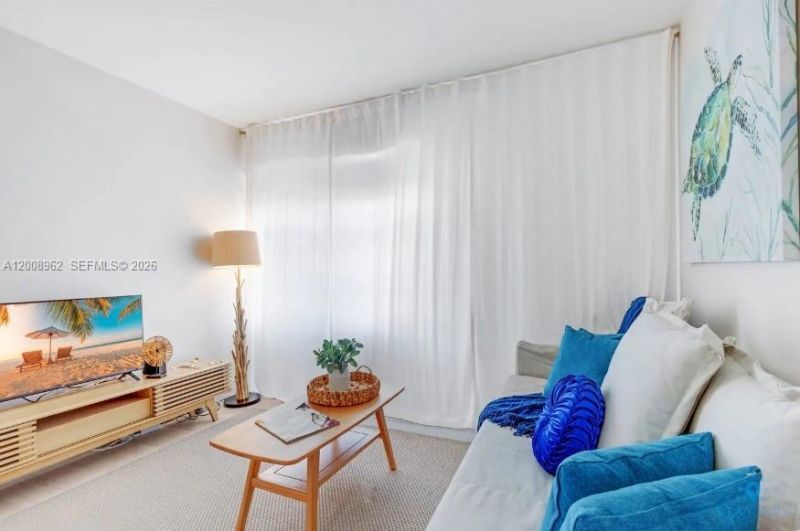 7326 Collins Ave , Unit 201, Miami Beach, FL 33141 Photo
