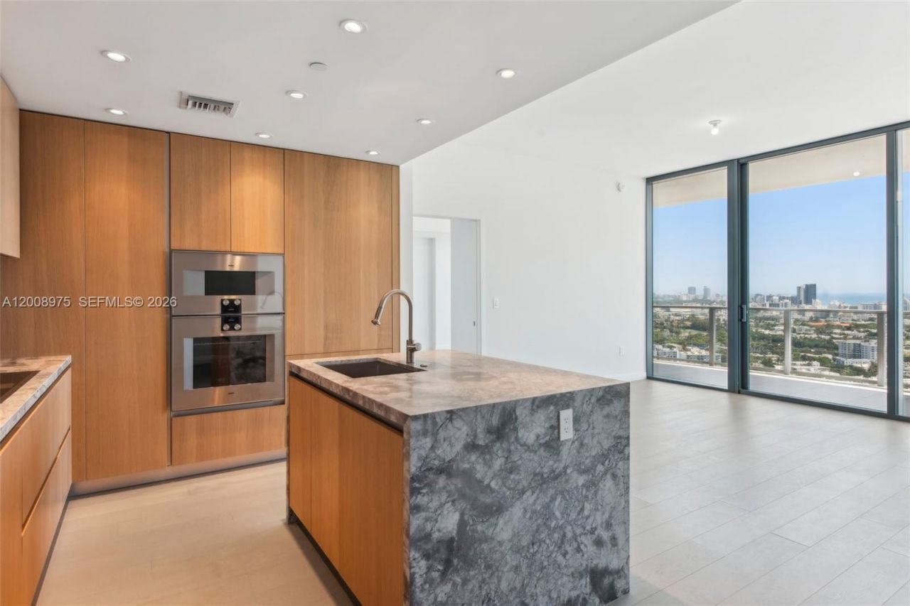 500 Alton Rd. , Unit 3004, Miami Beach, FL 33139 Photo