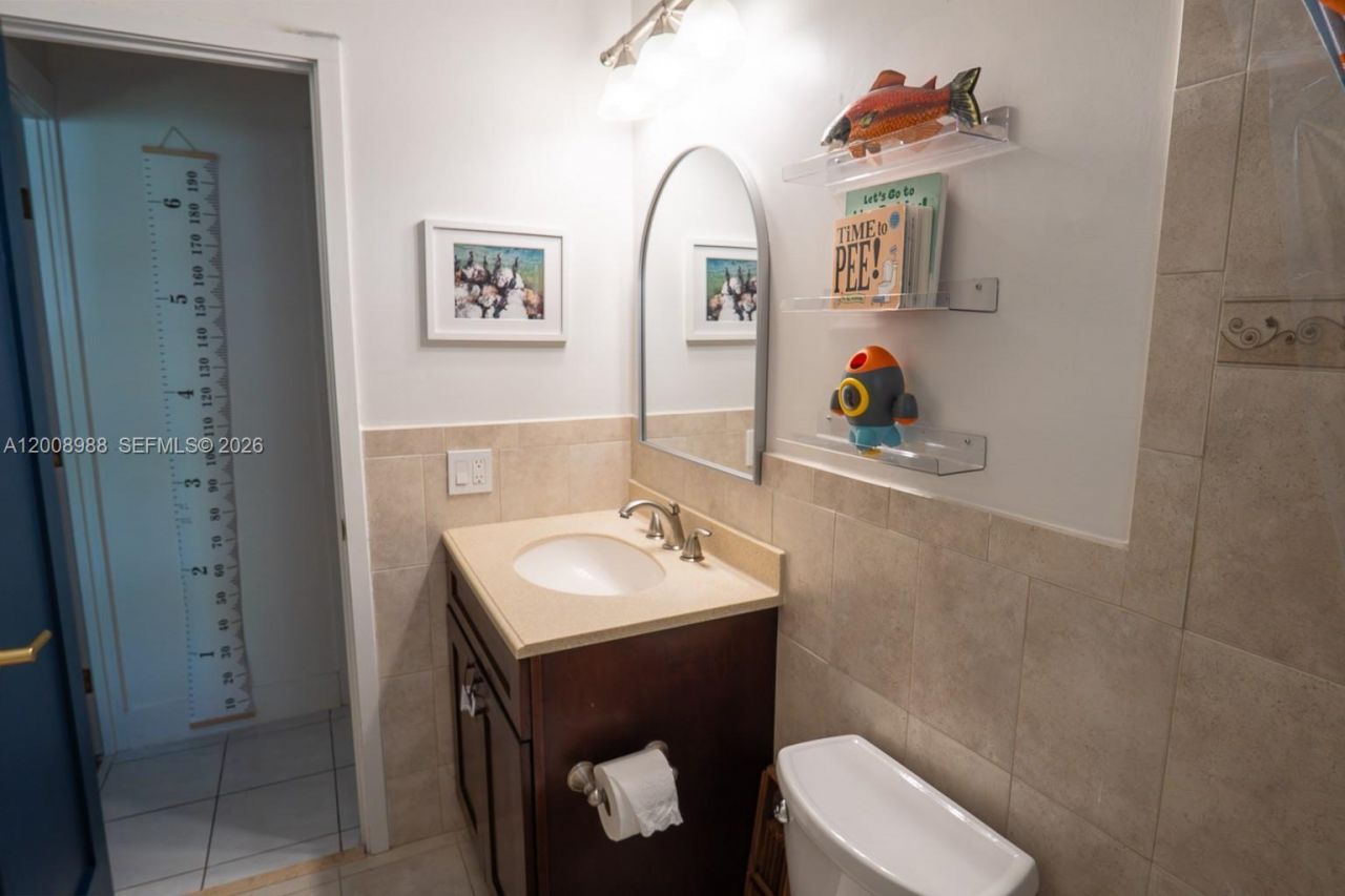 2366 SW 70th Way , Unit 4, Davie, FL 33317 Photo