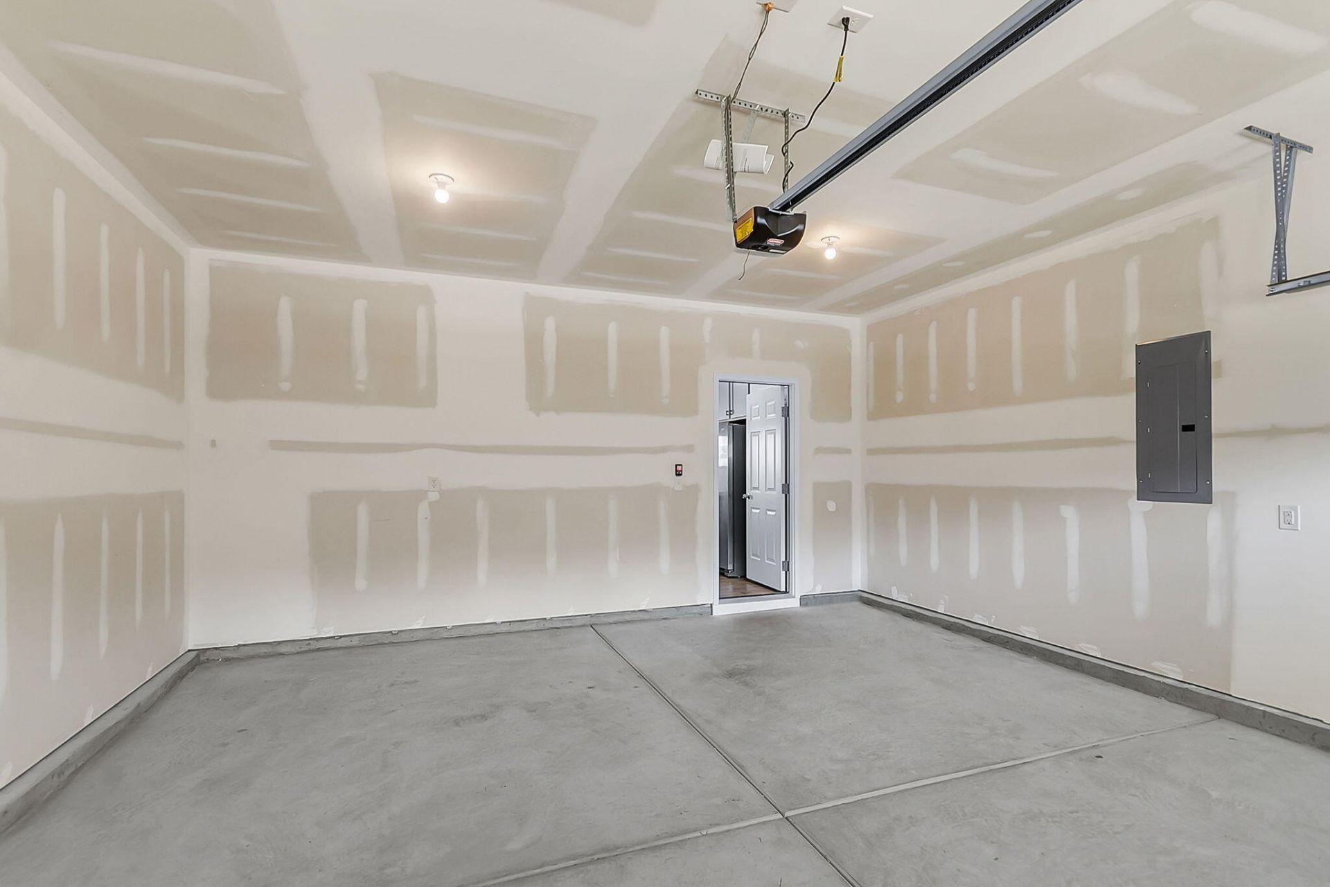 658 Snow Owl Drive Photo 35