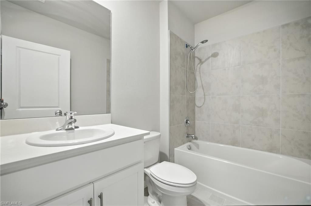 2465 NW 9th St, Cape Coral, FL 33993 Photo