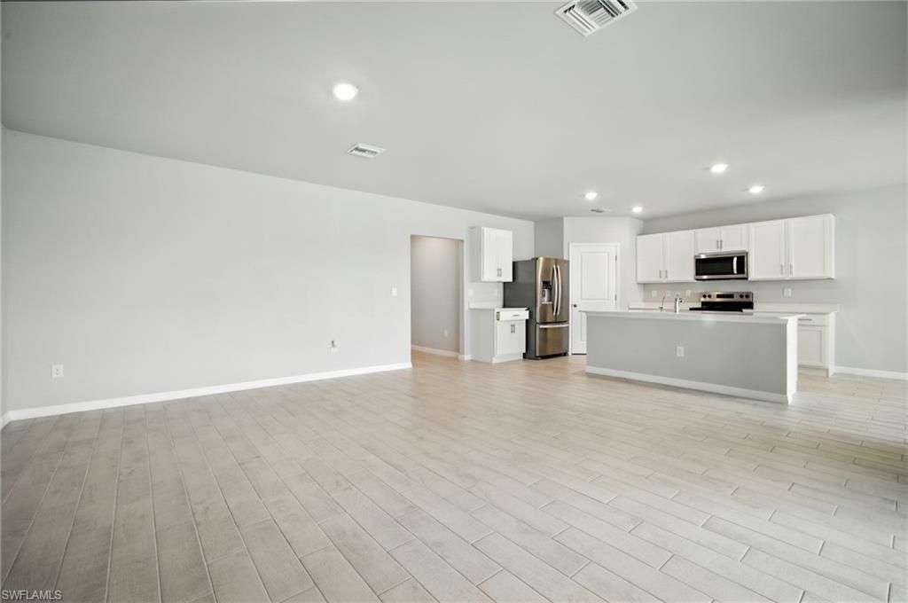 2465 NW 9th St, Cape Coral, FL 33993 Photo