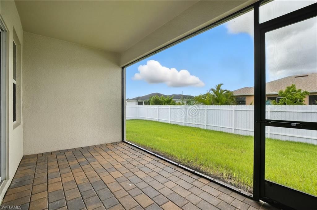 2465 NW 9th St, Cape Coral, FL 33993 Photo
