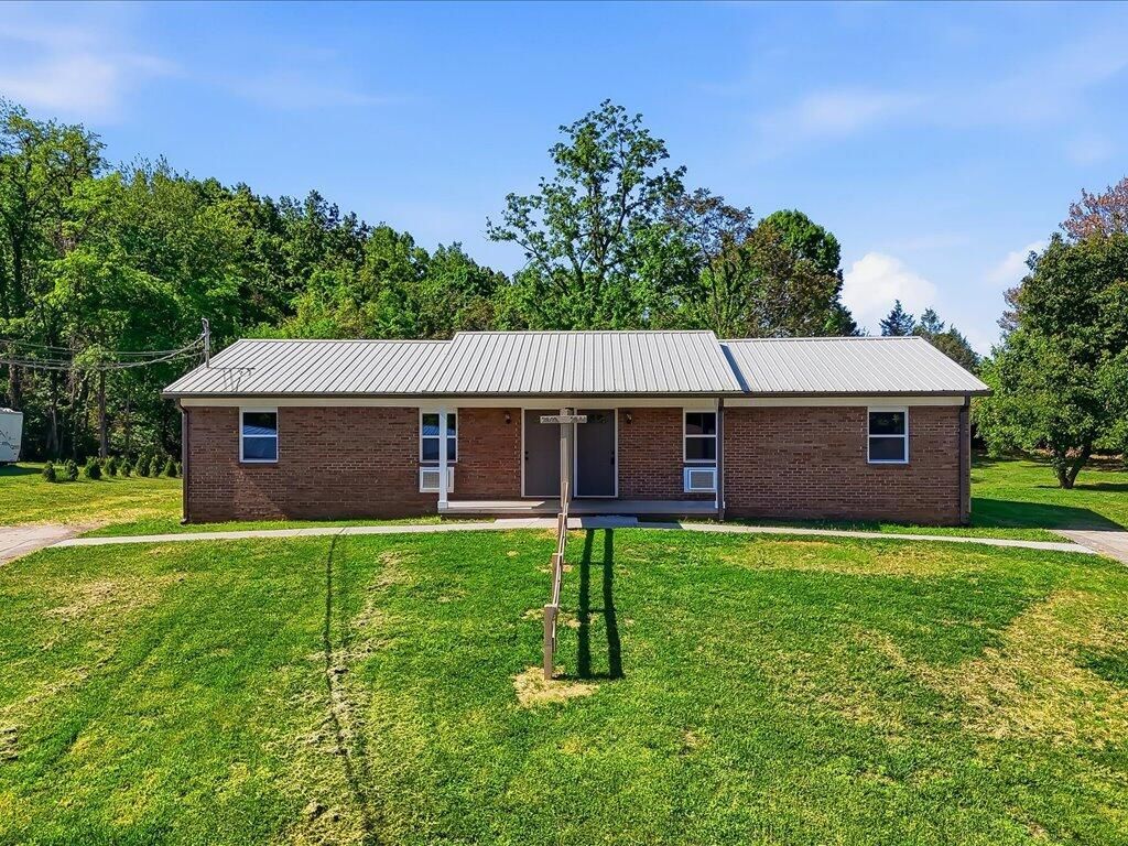 2860 Blue Ridge Drive, Morristown, TN 37814 Main Photo