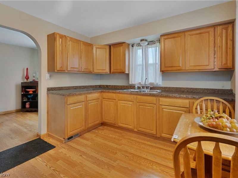 56 Rockdale Avenue, Boardman, OH 44512 Photo 2