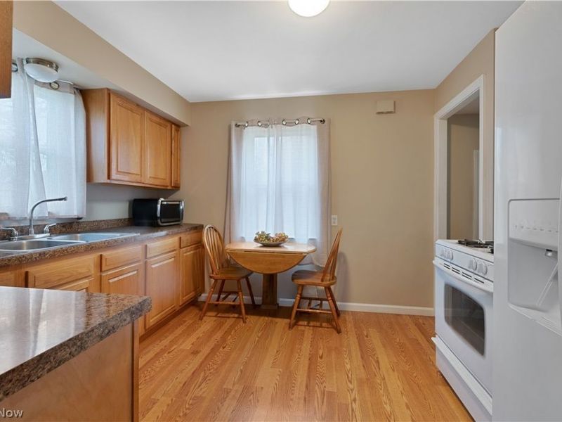 56 Rockdale Avenue, Boardman, OH 44512 Photo 3