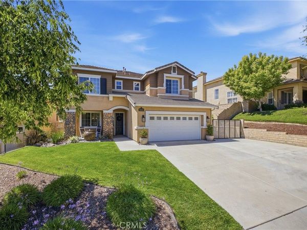 21116 Cross Creek Drive, Saugus, CA 91350