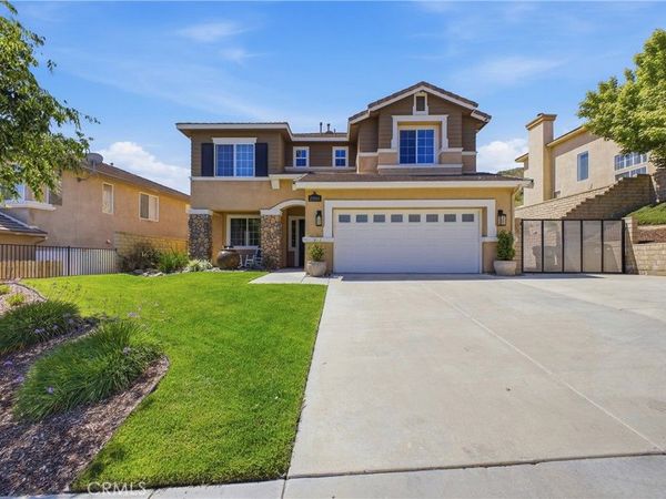 21116 Cross Creek Drive, Saugus, CA 91350