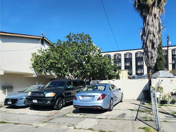 1230 N Saint Marys Court, Long Beach, CA 90813