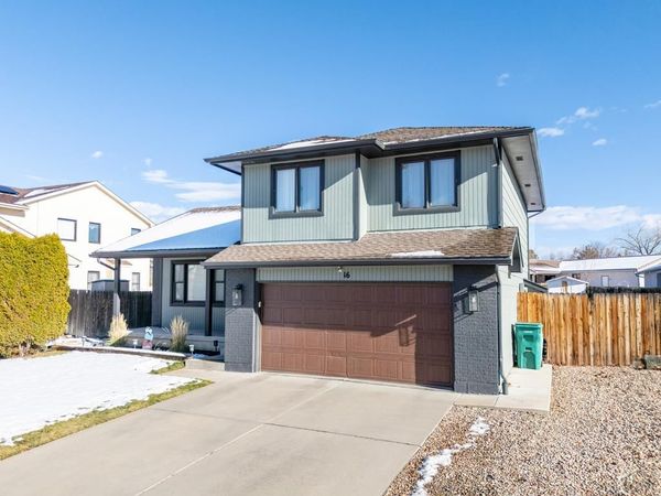 16 Ironbridge Lane, Pueblo, CO 81001