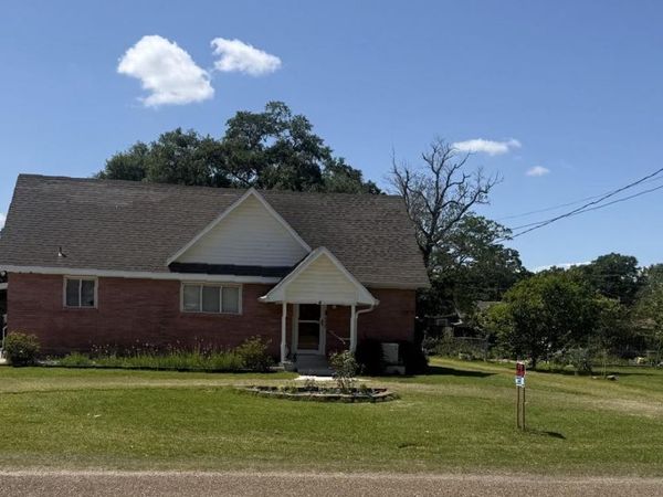 112 N Wilson Avenue , Kaplan, LA 70548