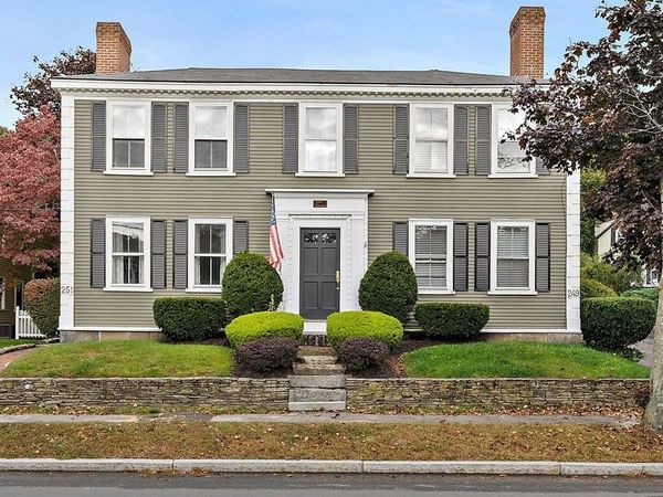 249 North St, Unit 1, Hingham, MA 02043