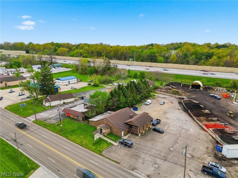 2468-2480 S Arlington Road, Akron, OH 44319 Photo 4