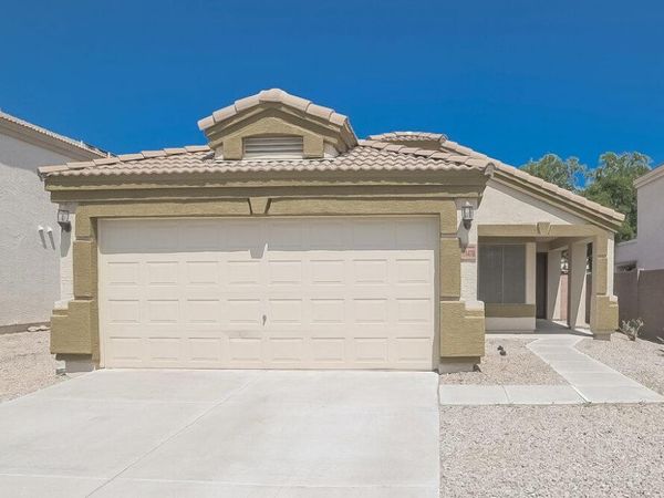 11476 W Madisen Ellise Drive, Surprise, AZ 85378