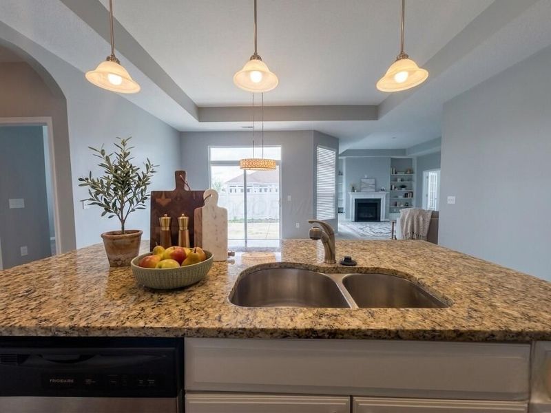 280 Whistling Way Drive, Lewis Center, OH 43035 Photo 9