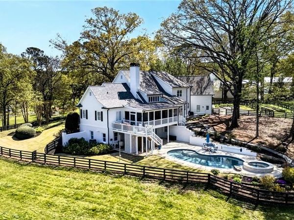 565 Old Lathemtown Road, Canton, GA 30115